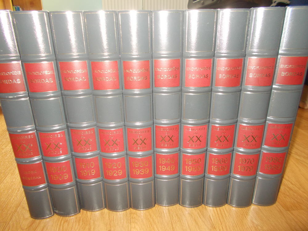 10 encyclop&eacute;dies du XXe si&egrave;cle Livres et BD