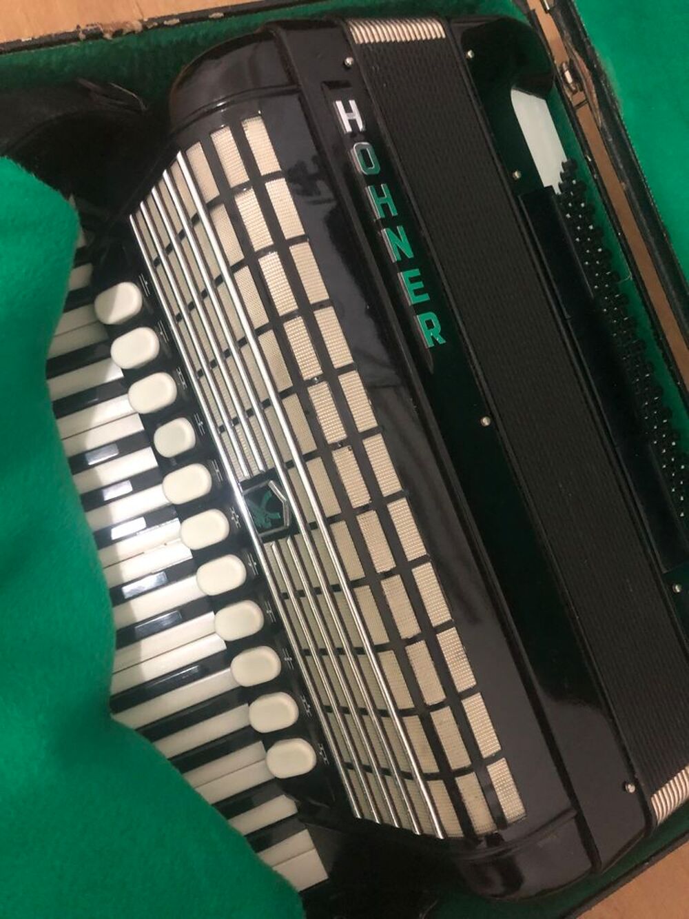 Accord&eacute;on honer Instruments de musique