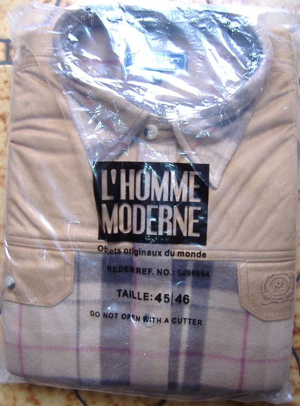 Chemise Neuve ? Beige, Marron - Taille 45-46 - Vêtements