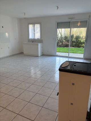  Maison � louer 3 pi�ces 69 m� Saussay