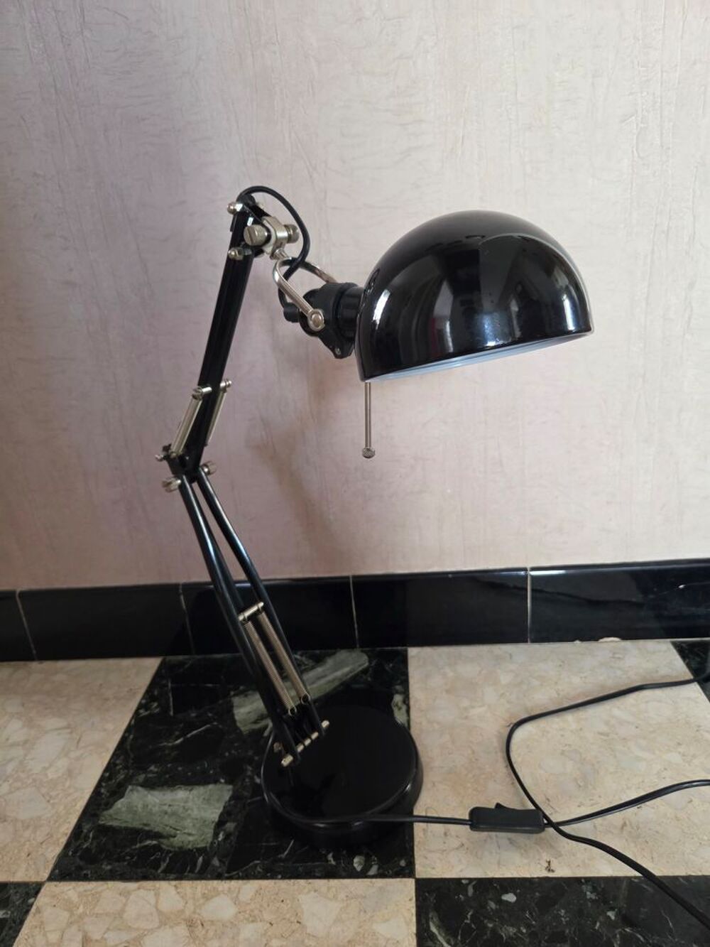 Lampe articul&eacute;e de bureau Décoration