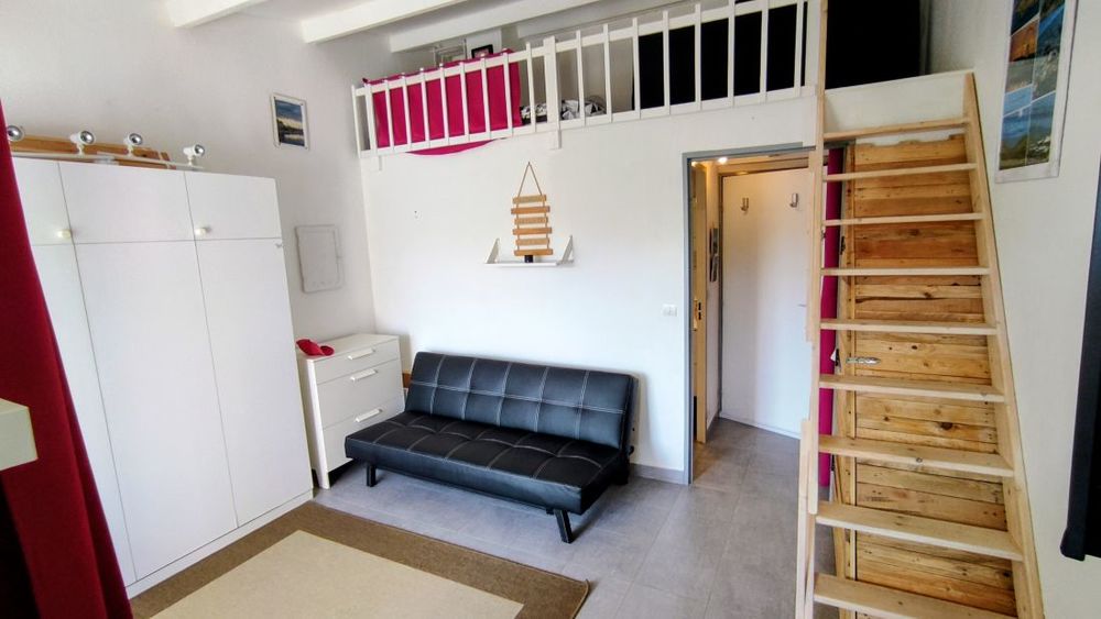 Vente Appartement LE CAP D'AGDE : Situé à 150m de la plagette et plage de la Conque, appartement Studio / Loggia vitrée, rénové. Le cap d agde