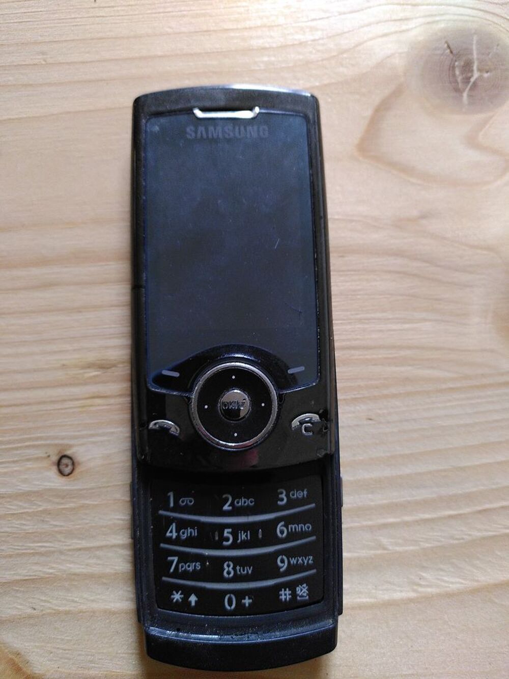 Samsung SGH-U600 Ultra Edition 10.9 noir - Pour pi&egrave;ces Téléphones et tablettes