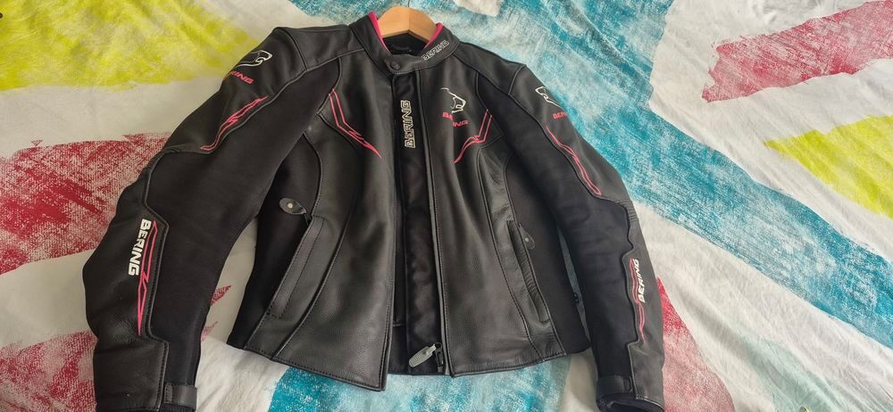 Blouson moto en cuir femme Bering Vêtements