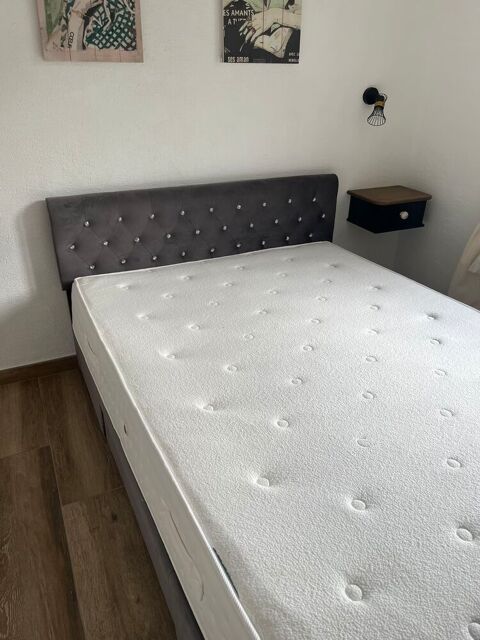 Lit tissu 2 places 250 La Chapelle-sur-Erdre (44)