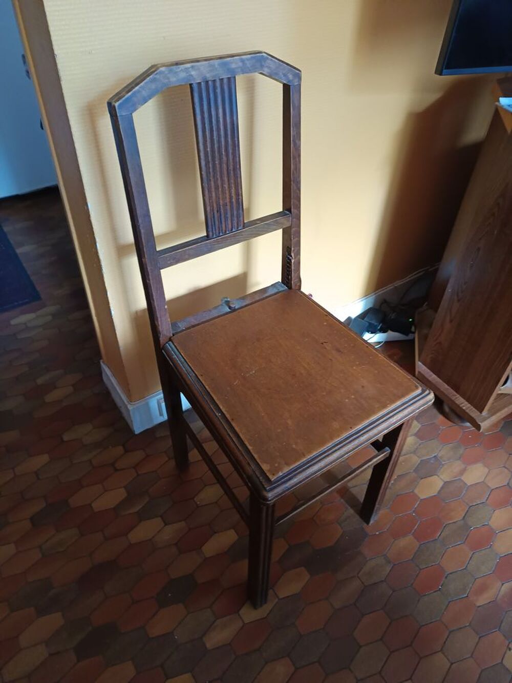 Meubles et &eacute;lectrom&eacute;nager cause d&eacute;part maison de retraite Meubles