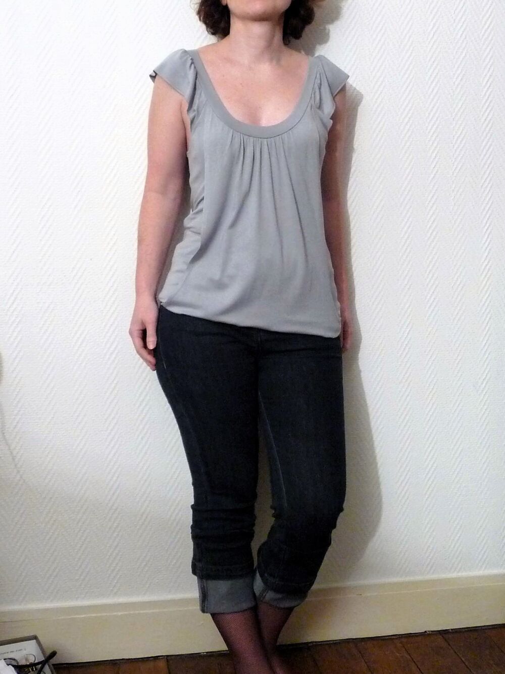Top/ Tee Shirt Gris Bleut&eacute;- Taille Unique- So Kitsch Vêtements