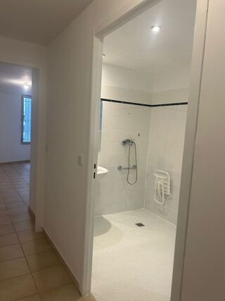  Appartement à louer 2/3 pièces 70 m²