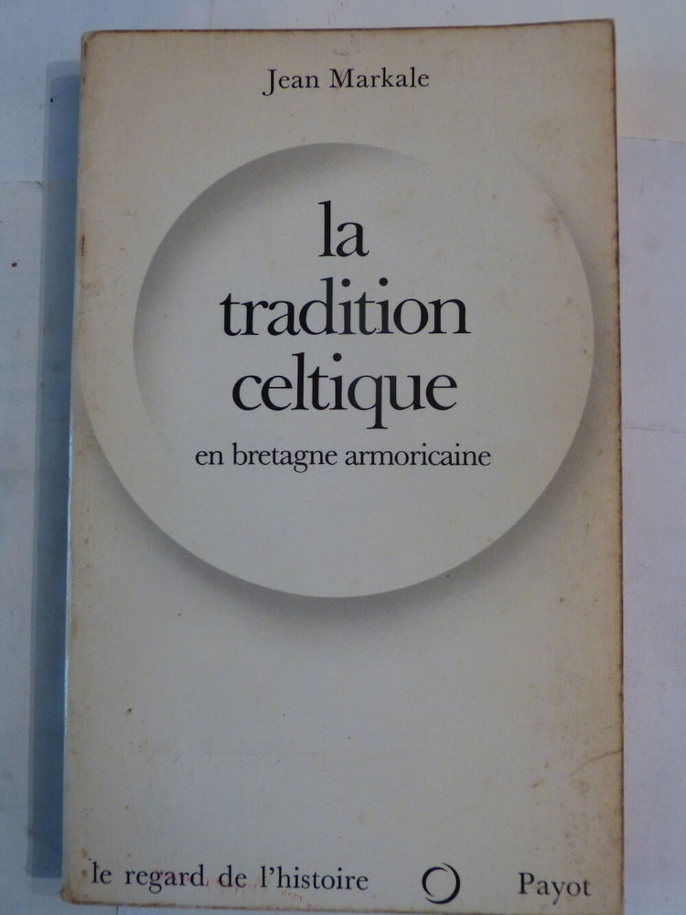 LA TRADITION CELTIQUE en BRETAGNE ARMORICAINE Livres et BD