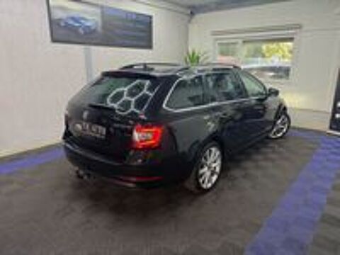 Octavia Combi 2.0 TDI 150 ch SCR FAP DSG7 4x4 Clever 2019 occasion 69120 Vaulx-en-Velin