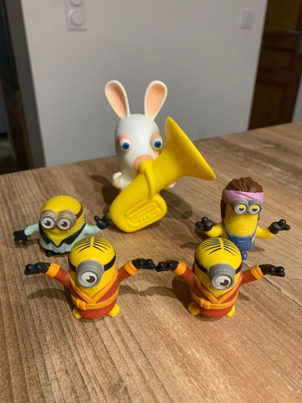 5 Figurines " Minions " Jeux / jouets