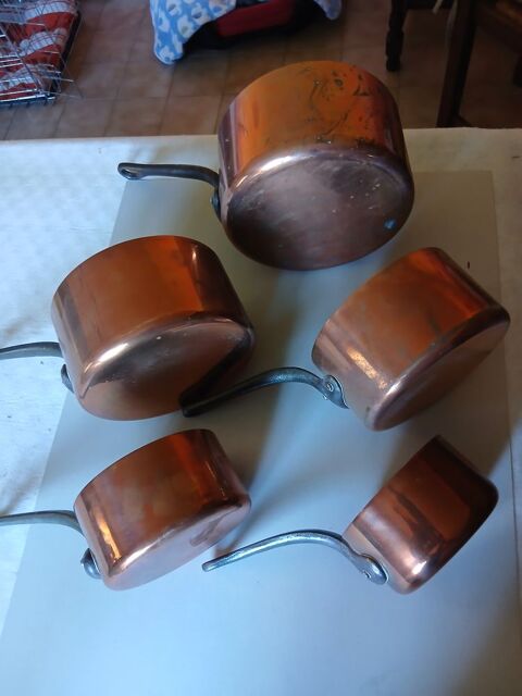 Lot de 5 casseroles cuivres Izernore (01)