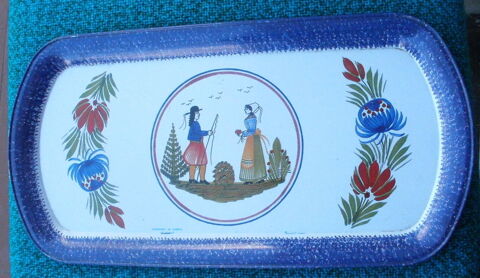 Plateau en m�tal - motif breton  HB Henriot Quimper  3 Montauban (82)