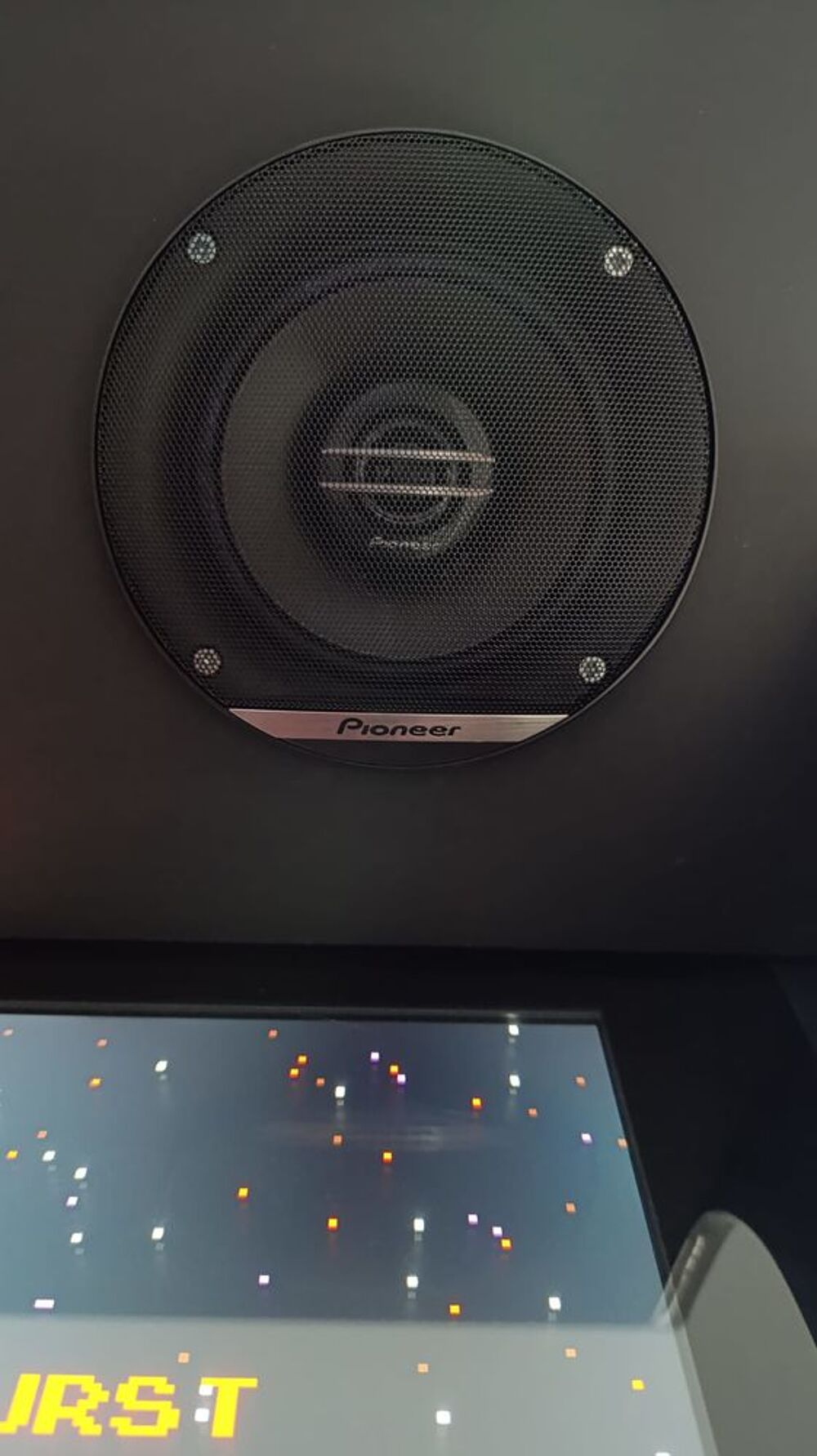 BORNE D'ARCADE, 15000 JEUX, HAUT DE GAMME, MADE IN FRANCE Consoles et jeux vid�os