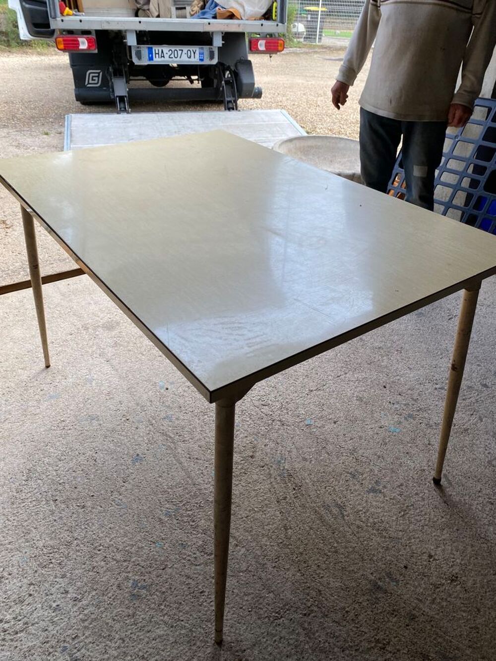 Grande table vintage Meubles
