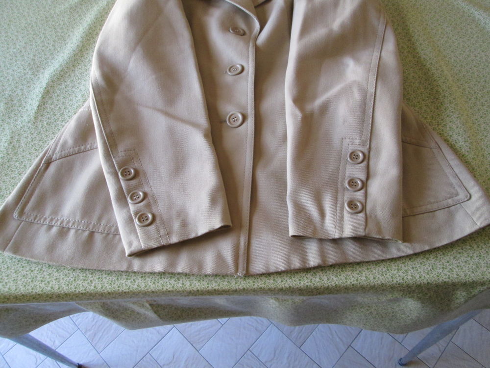 Veste beige Vêtements