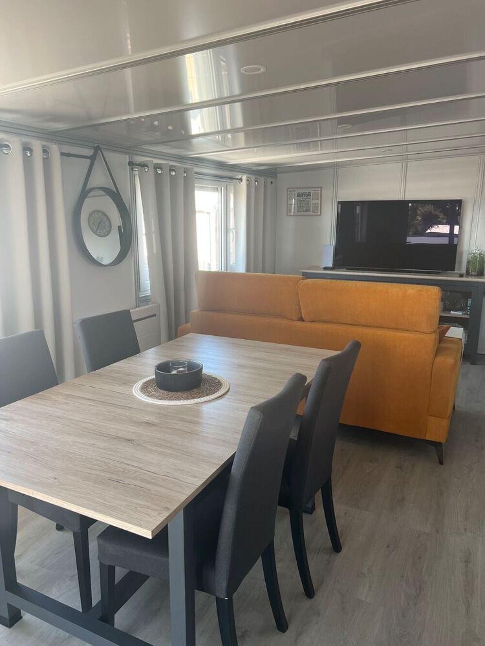 Vente Chalet 60 m² résidentiel Ambon
