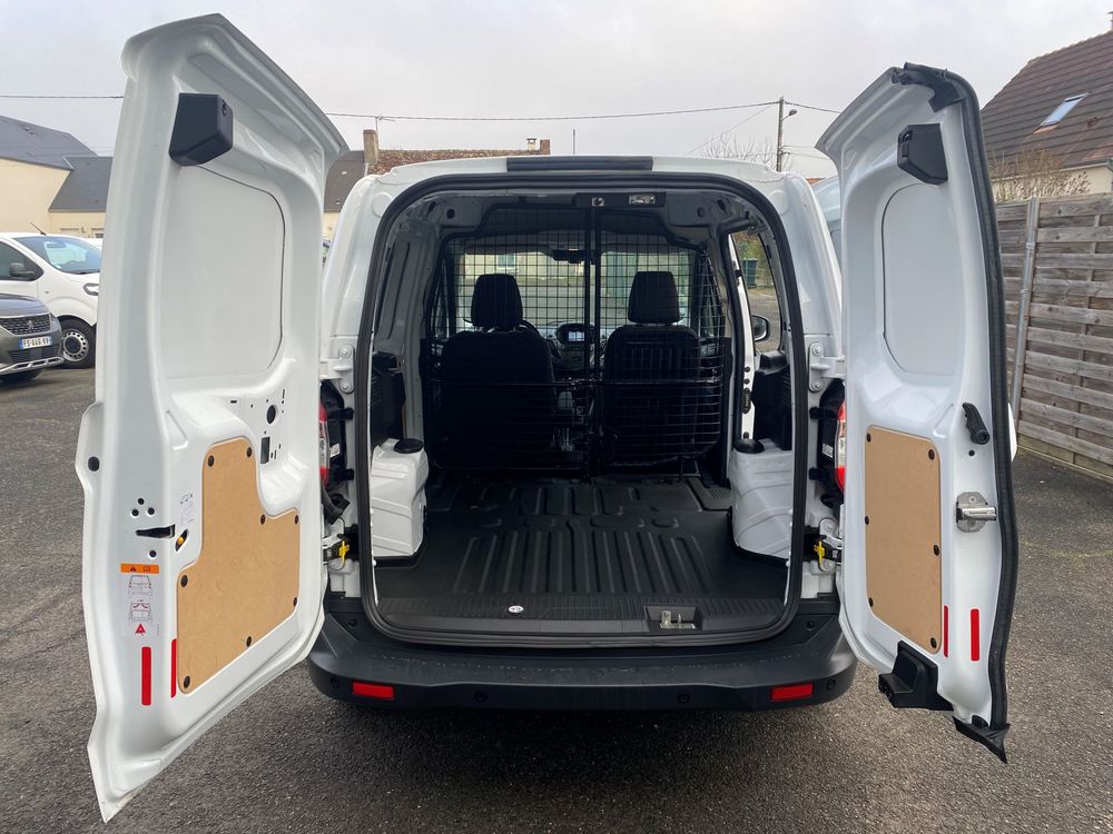 Transit TRANSIT COURIER FGN 1.5 TDCI 75 BV6 TREND BUSINESS 2019 occasion 45380 Chaingy