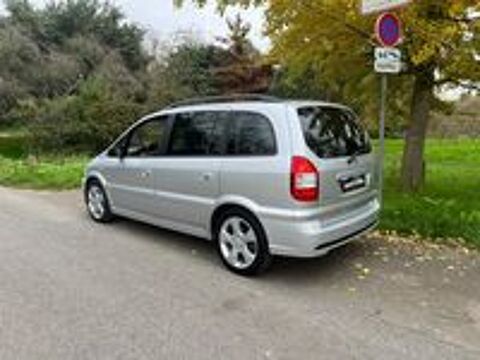 Zafira 2.2 Design Edition 2004 occasion 78600 Maisons-Laffitte