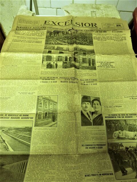 vieux papiers ,documents ,Journaux 1927 divers titres 0 Saint-M�dard-en-Jalles (33)