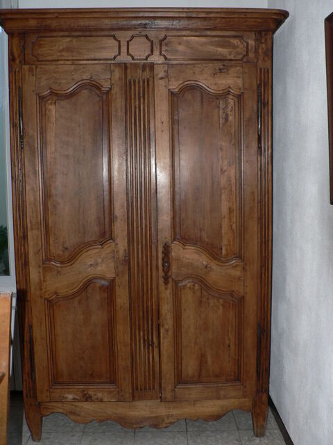 armoire ancienne 300 Arles (13)