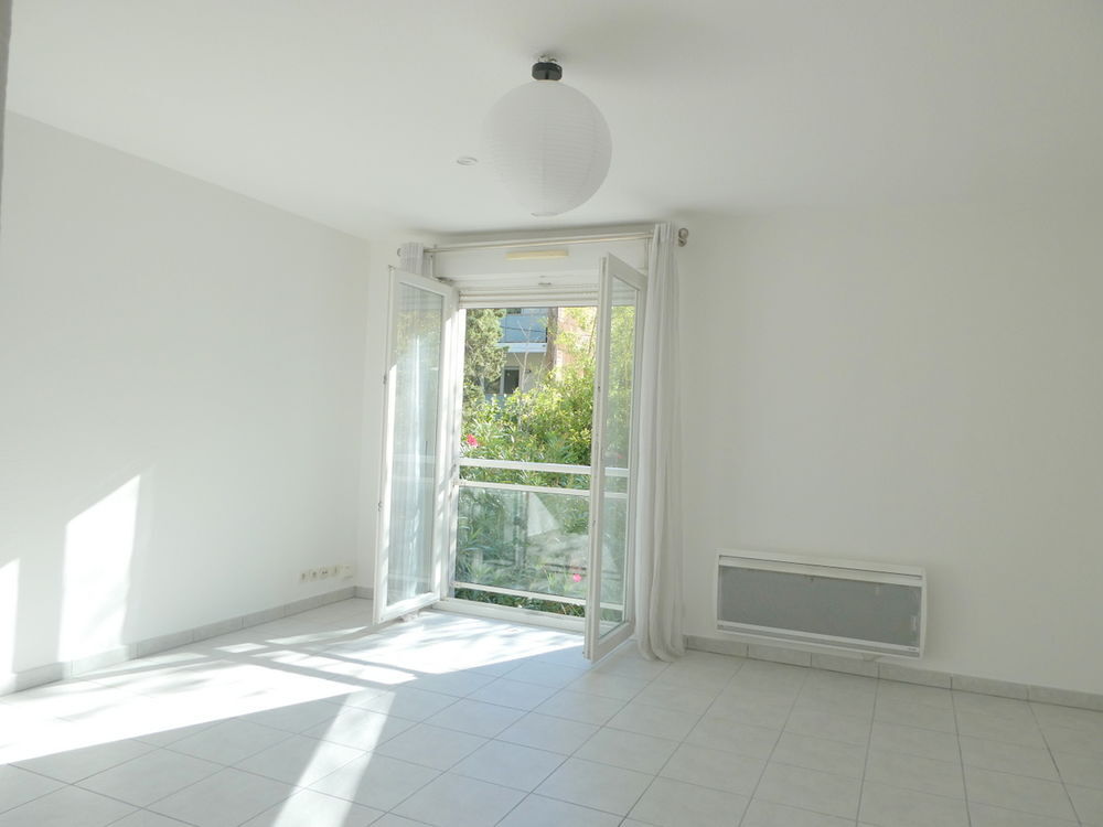 Location Appartement 2 pièces parking privé Facultés et Hôpitaux Montpellier