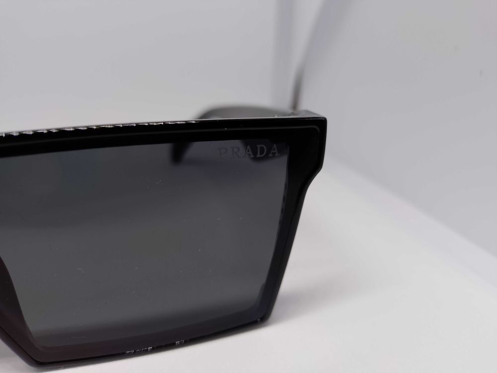 Lunettes soleil Prada Maroquinerie