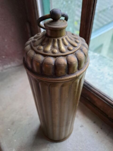 bouteille bronze 80 Montceaux-l�s-Provins (77)