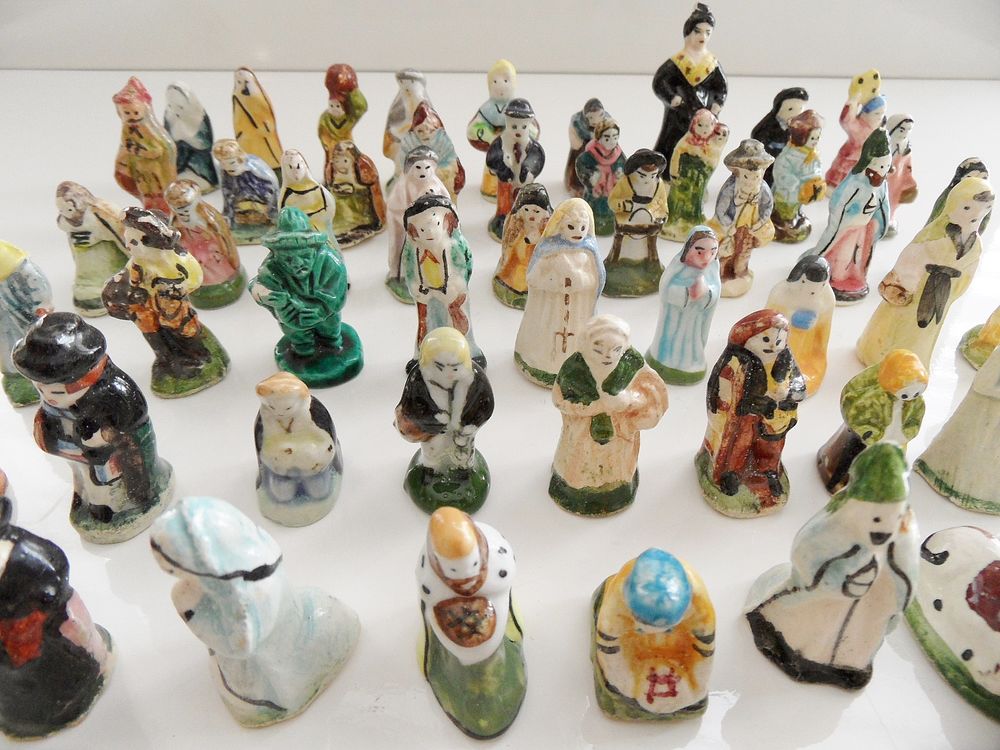 LOT COLLECTOR 62 SANTONS FEVES PORCELAINE CRECHE RETRO tbe 