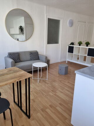  Appartement à louer 3/4 pièces 53 m²