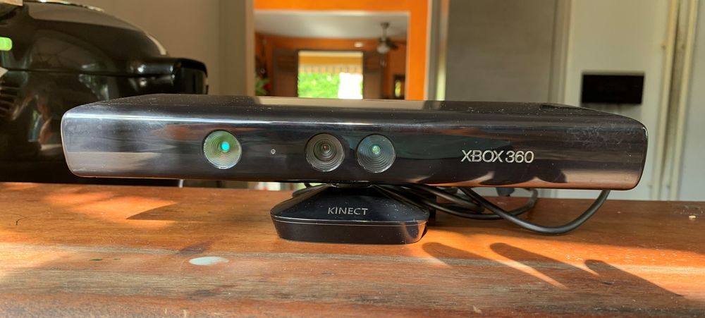 KINECT POUR XBOX 360 Consoles et jeux vidos