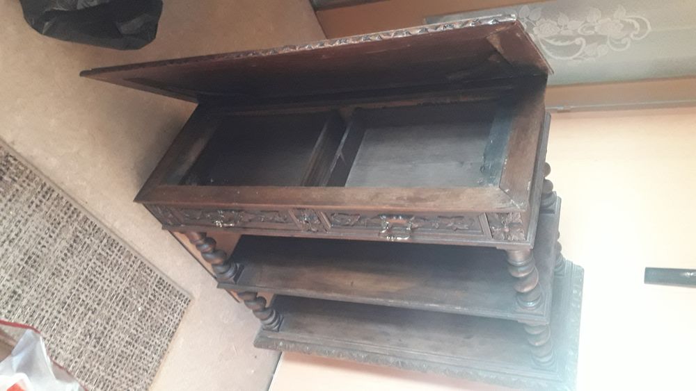 ensemble de meuble en ch&eacute;ne Meubles