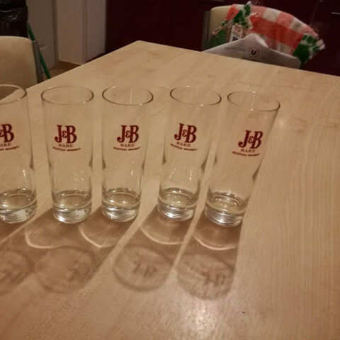 VERRES A WHISKY  JB 
5 Septfonds (82)