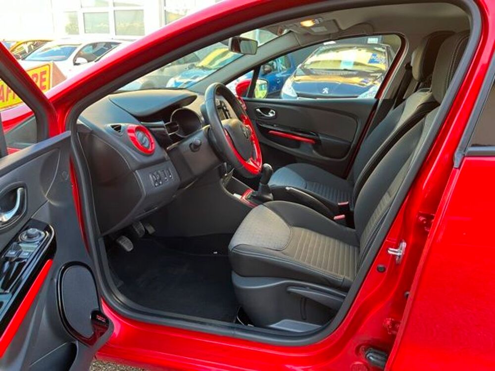 Clio IV dCi 90 Energy eco2 Business 90g 2013 occasion 42700 Firminy
