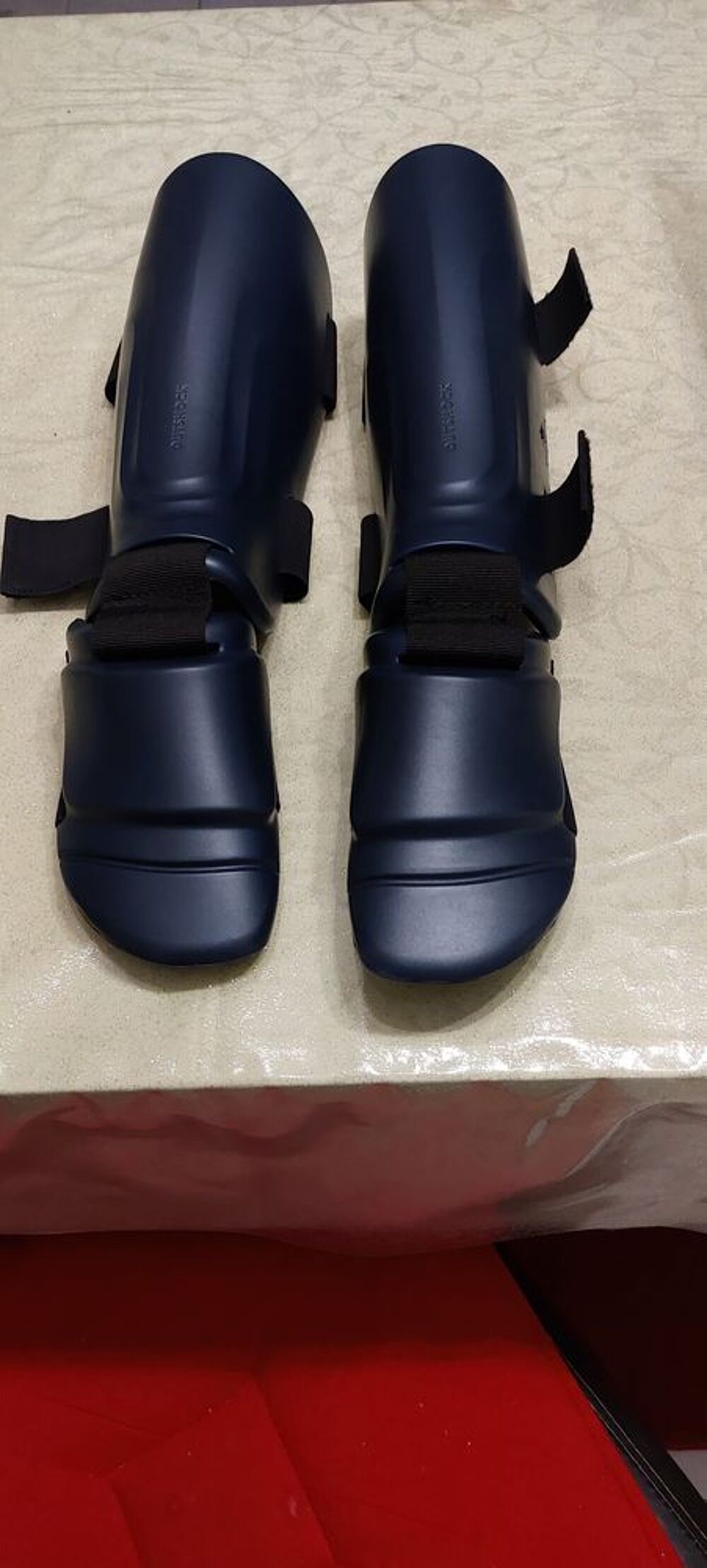 PROTEGE TIBIA POUR BOXE Sports