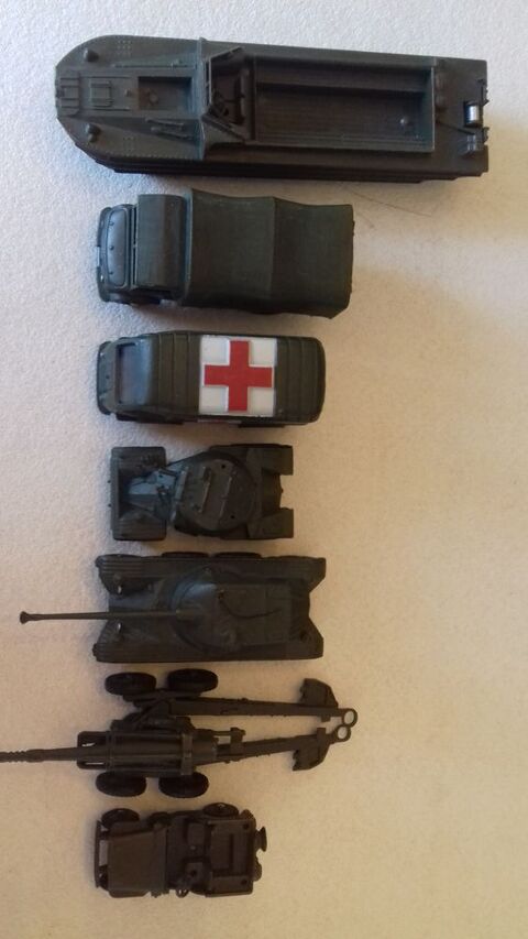 dinky toys lot de 7 vehicules militaires 98 Lyon 3 (69)
