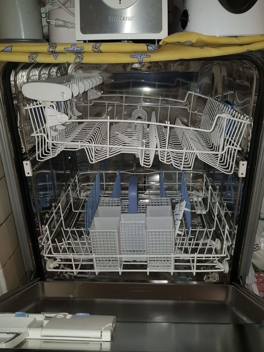 WHIRLPOOL 6eme SENS Electroménager
