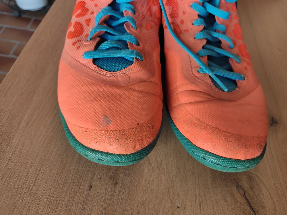 Baskets de foot en salle Chaussures