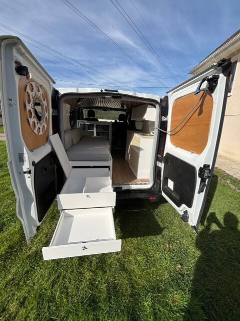 Van am&eacute;nag&eacute; Van am&eacute;nag&eacute; 2020 occasion Marcoussis 91460