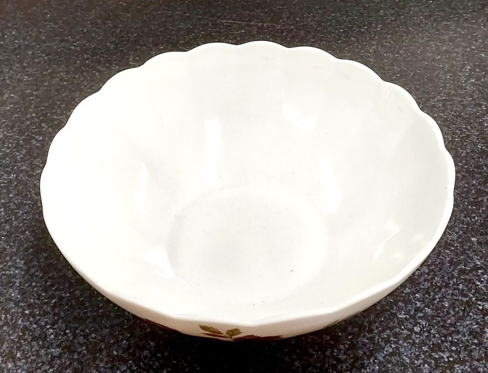 Beau saladier en verre tremp&eacute; blanc motif feuilles Cuisine