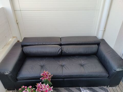 Canap cuir convertible (lit) matelas pais trs confortable 150 Marseille 8 (13)