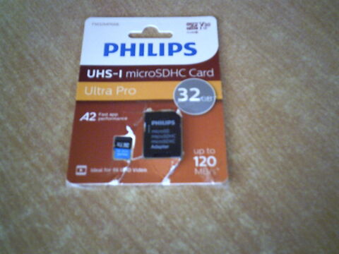 une   carte  sd   et  une  carte  sd mini   neuves Tavant (37)