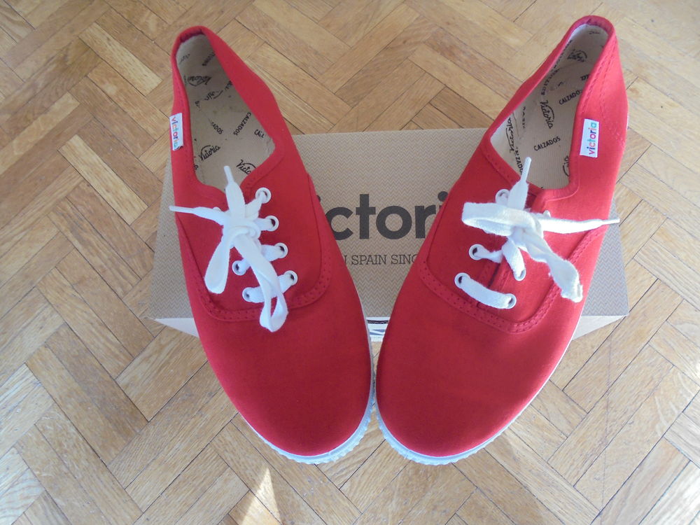 Baskets Victoria rouges Chaussures