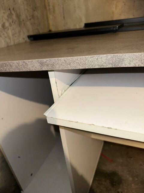 Bureau 20 Valserhne (01)