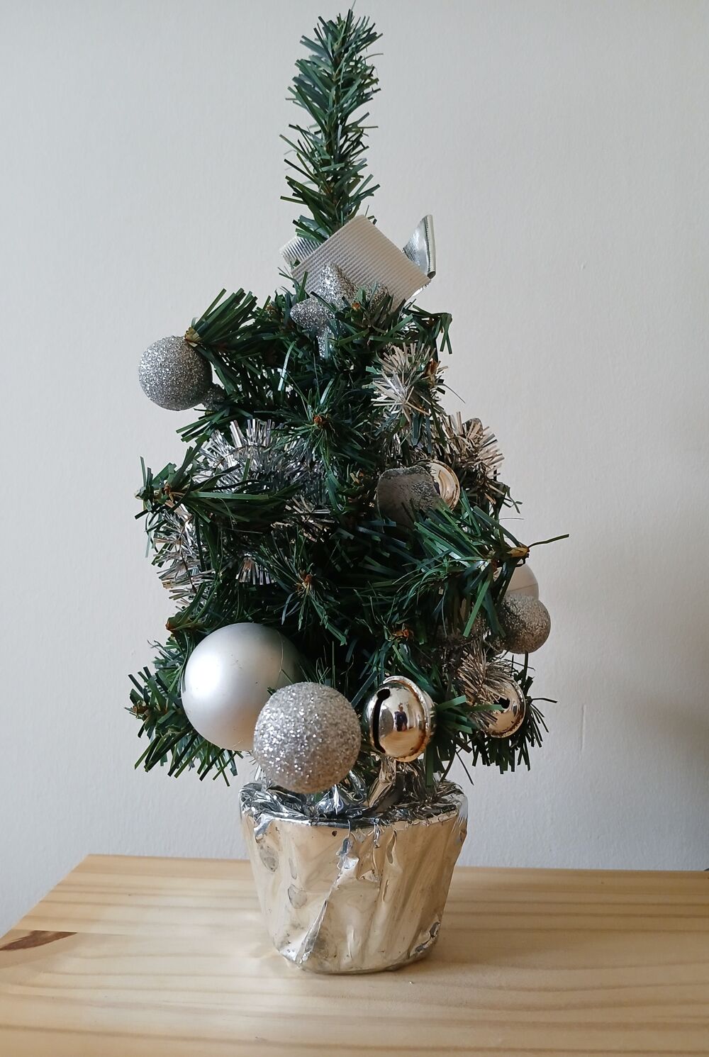 SAPIN DE NOEL ARTIFICIEL MINIATURE DECORE ARGENT Décoration