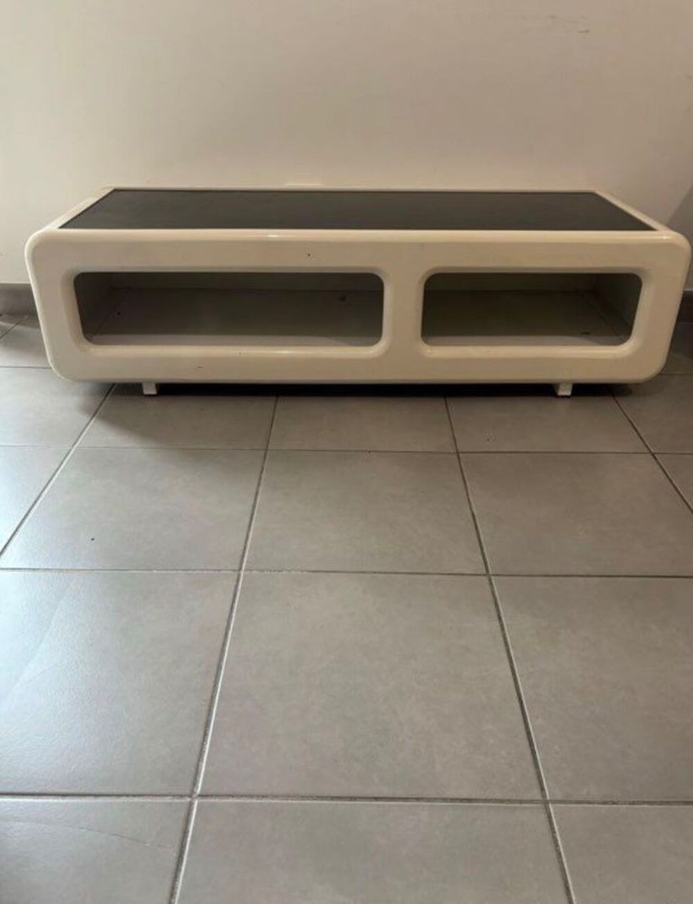 ce meuble TV 115x31x43 Meubles