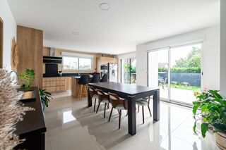  Maison � vendre 6 pi�ces 140 m�