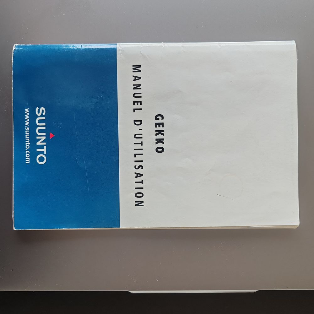 Ordinateur de plong&eacute;e Marque SUUNTO mod&egrave;le GEKKO Sports