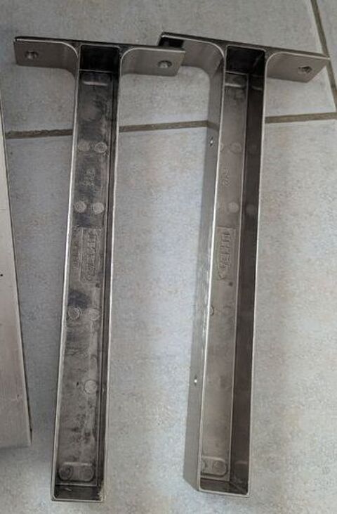 Support �tag�re Ikea EKBY BJARNUM 10 Beauchamp (95)