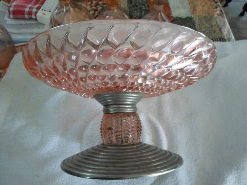 compotier ancien en verre rose
Décoration